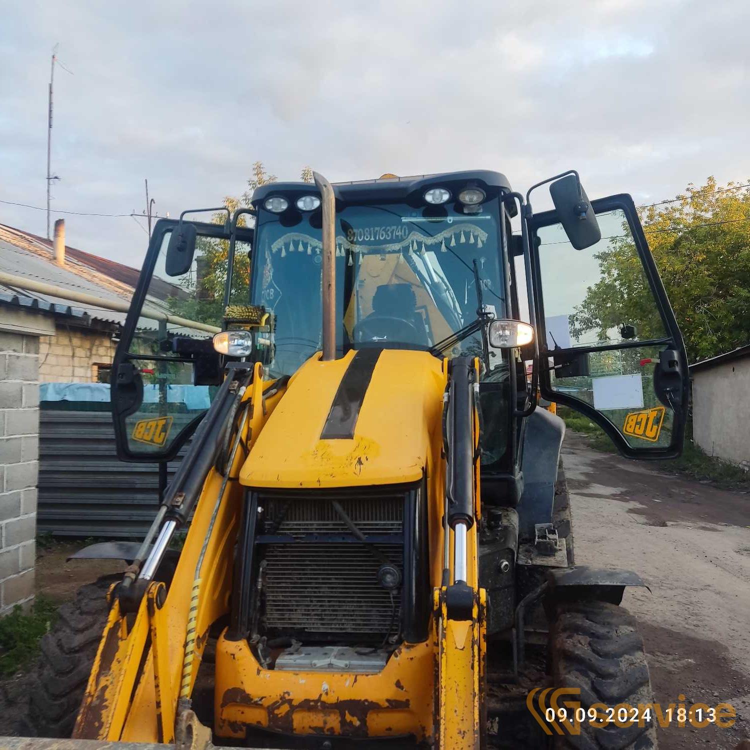 JCB