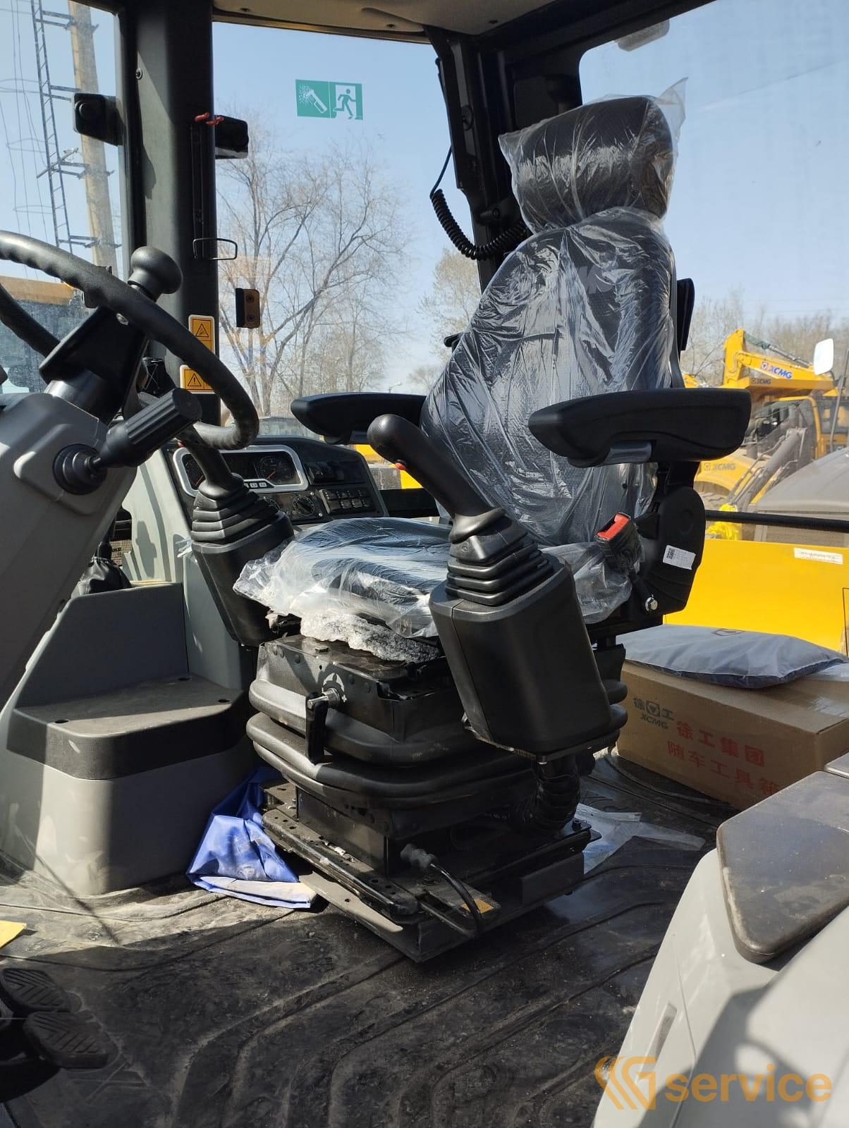 XCMG XC8-S3570