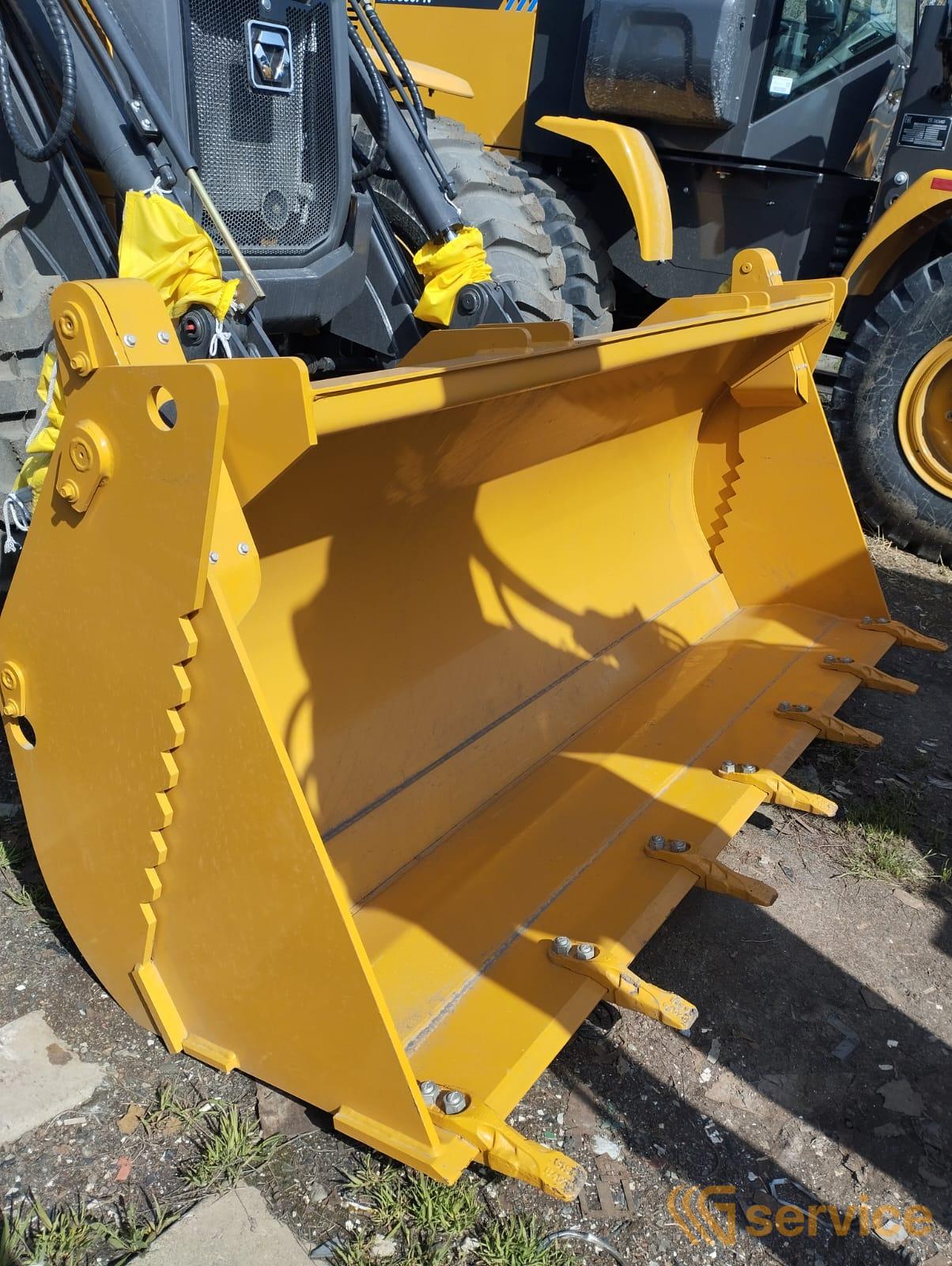 XCMG XC8-S3570