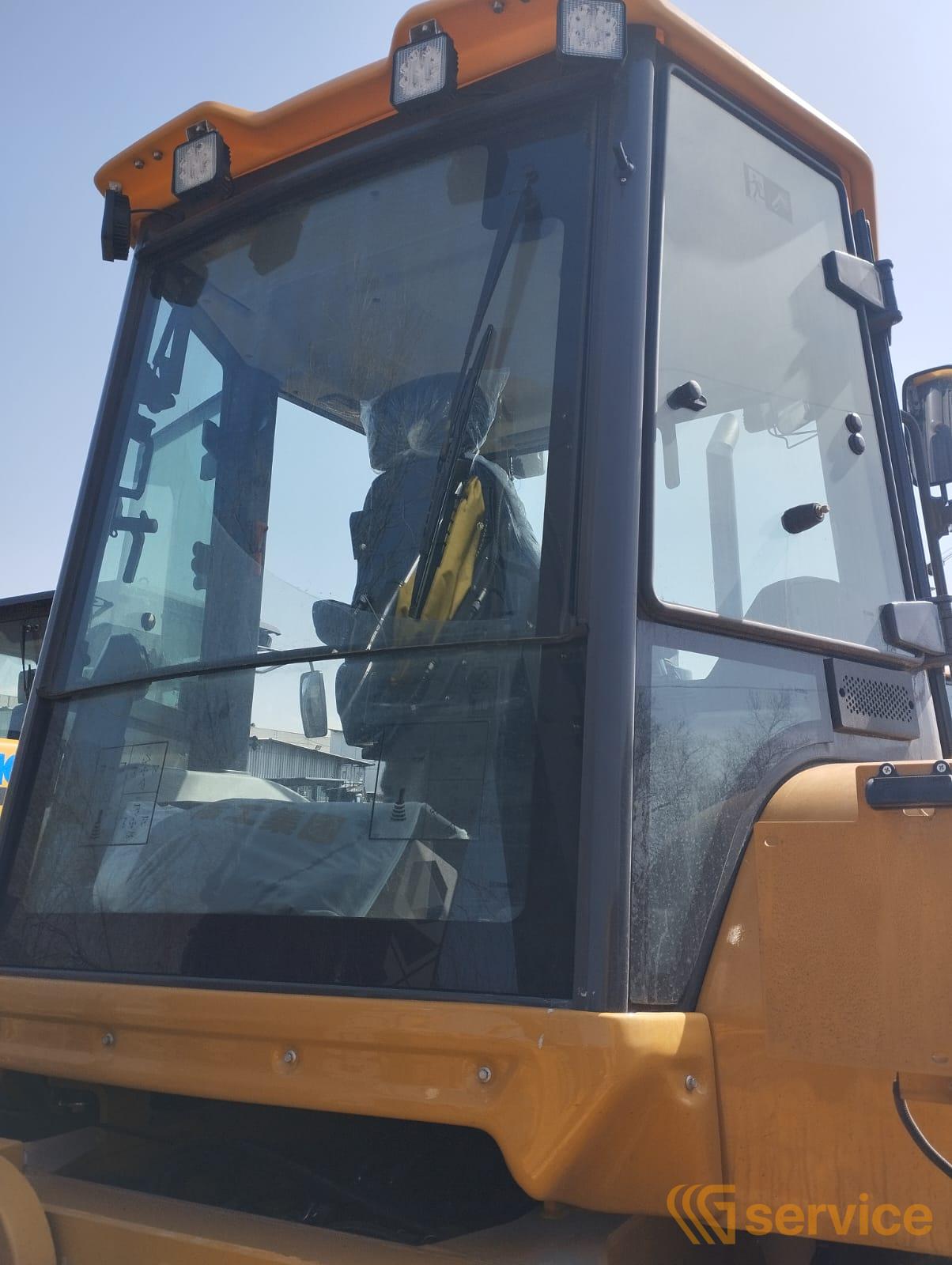 XCMG XC8-S3570