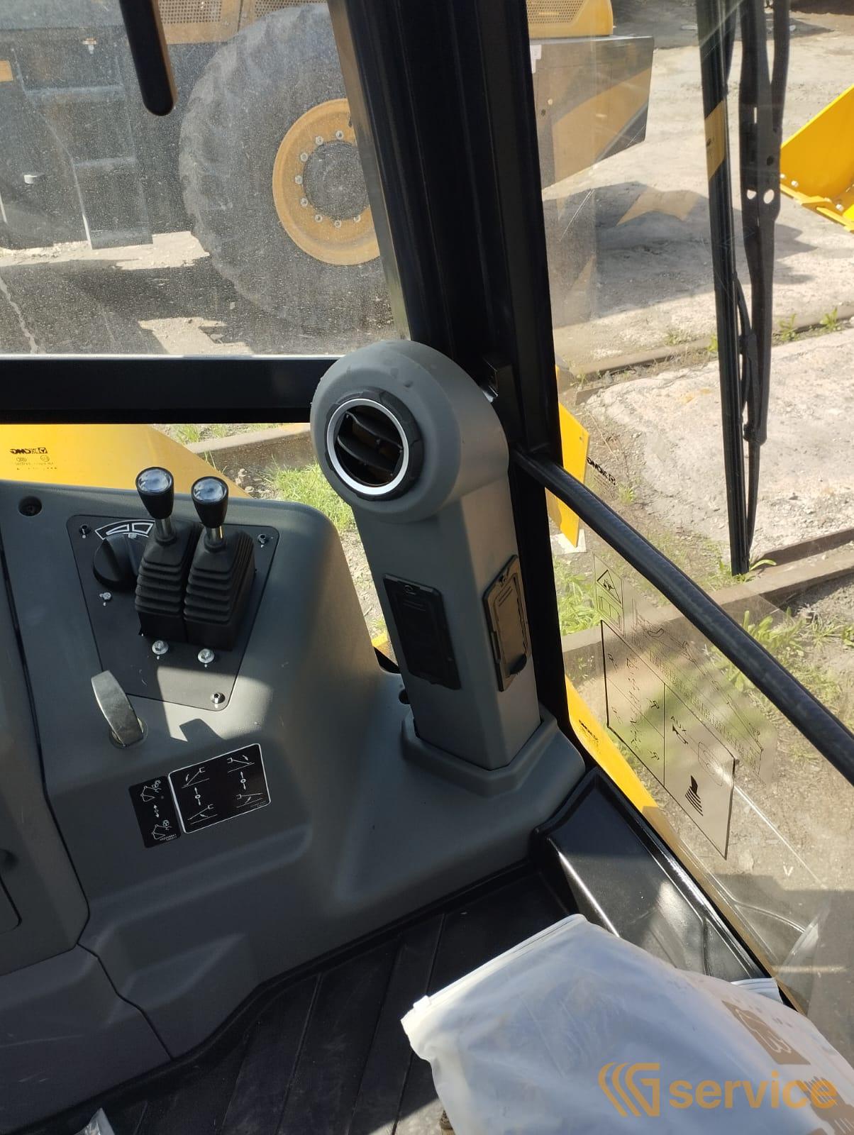 XCMG XC8-S3570