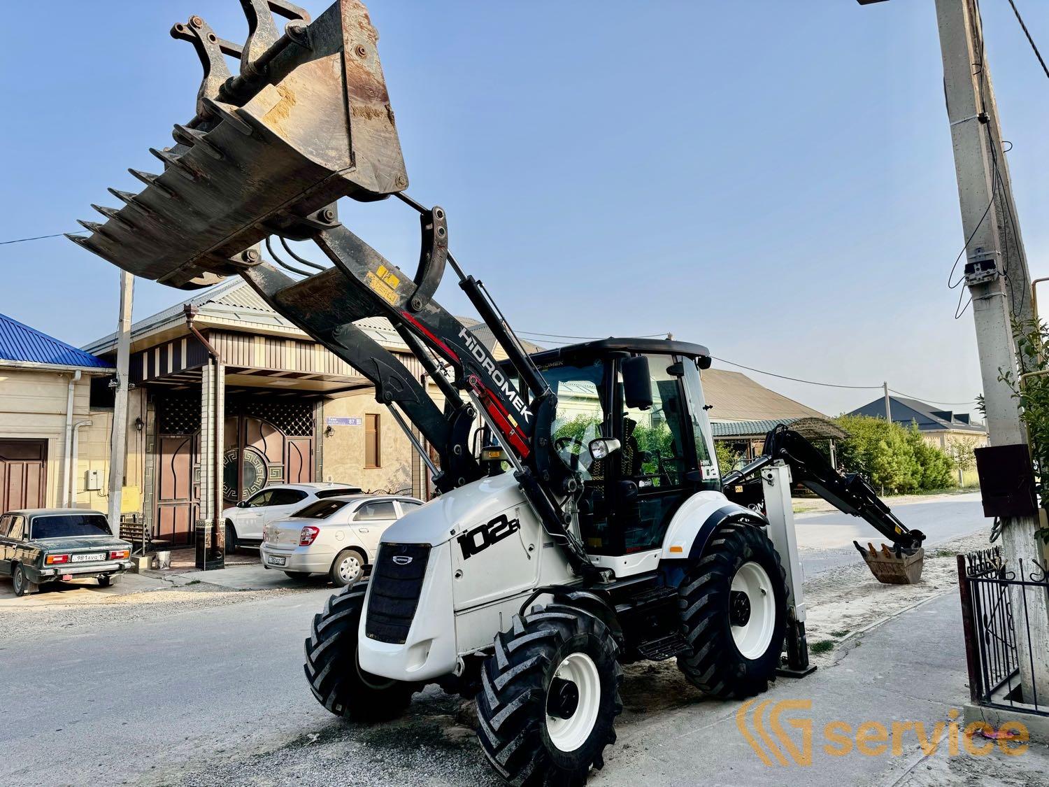Hidromek HMK 102B