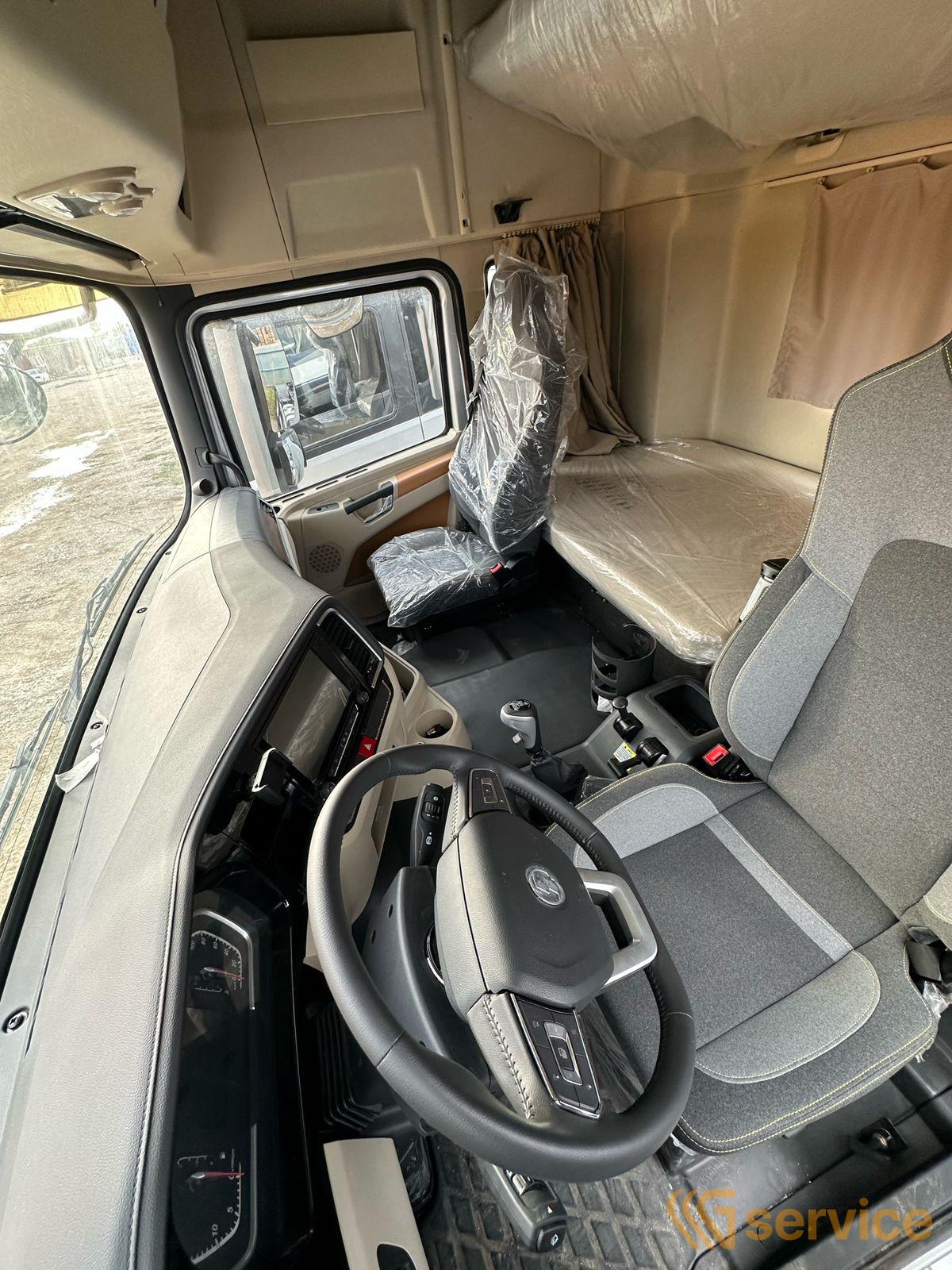 Shacman SX5258GJB6R384