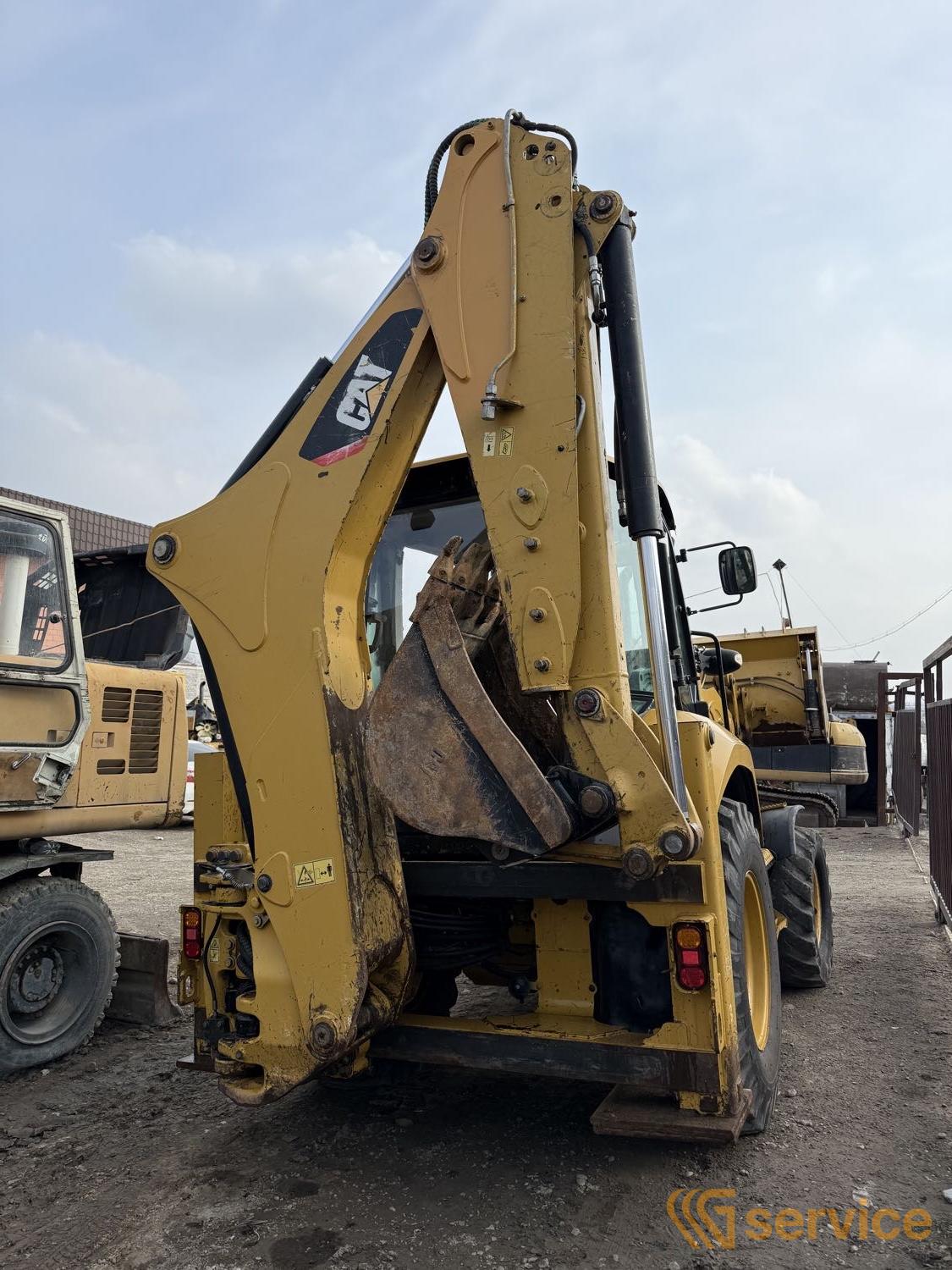 Caterpillar 432F2