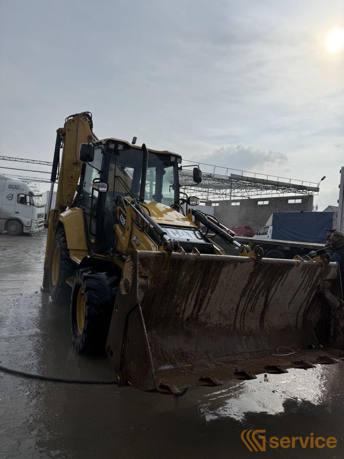 Caterpillar 432F2