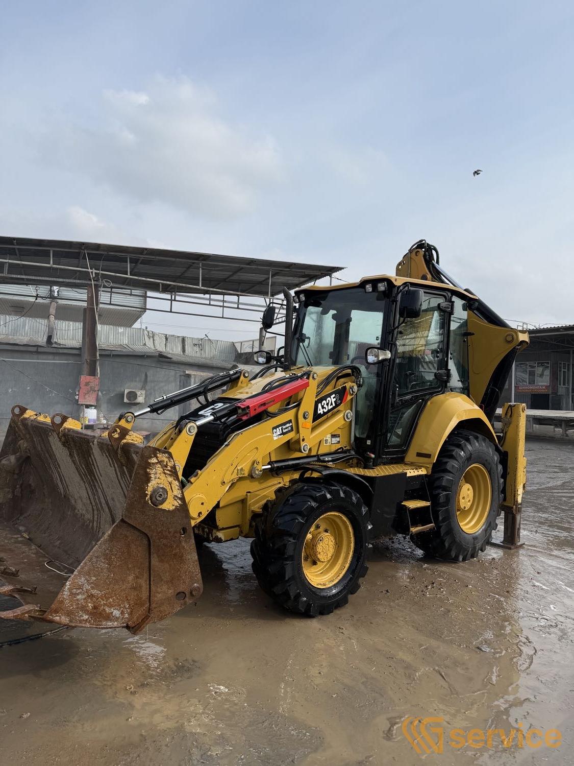 Caterpillar 432F2