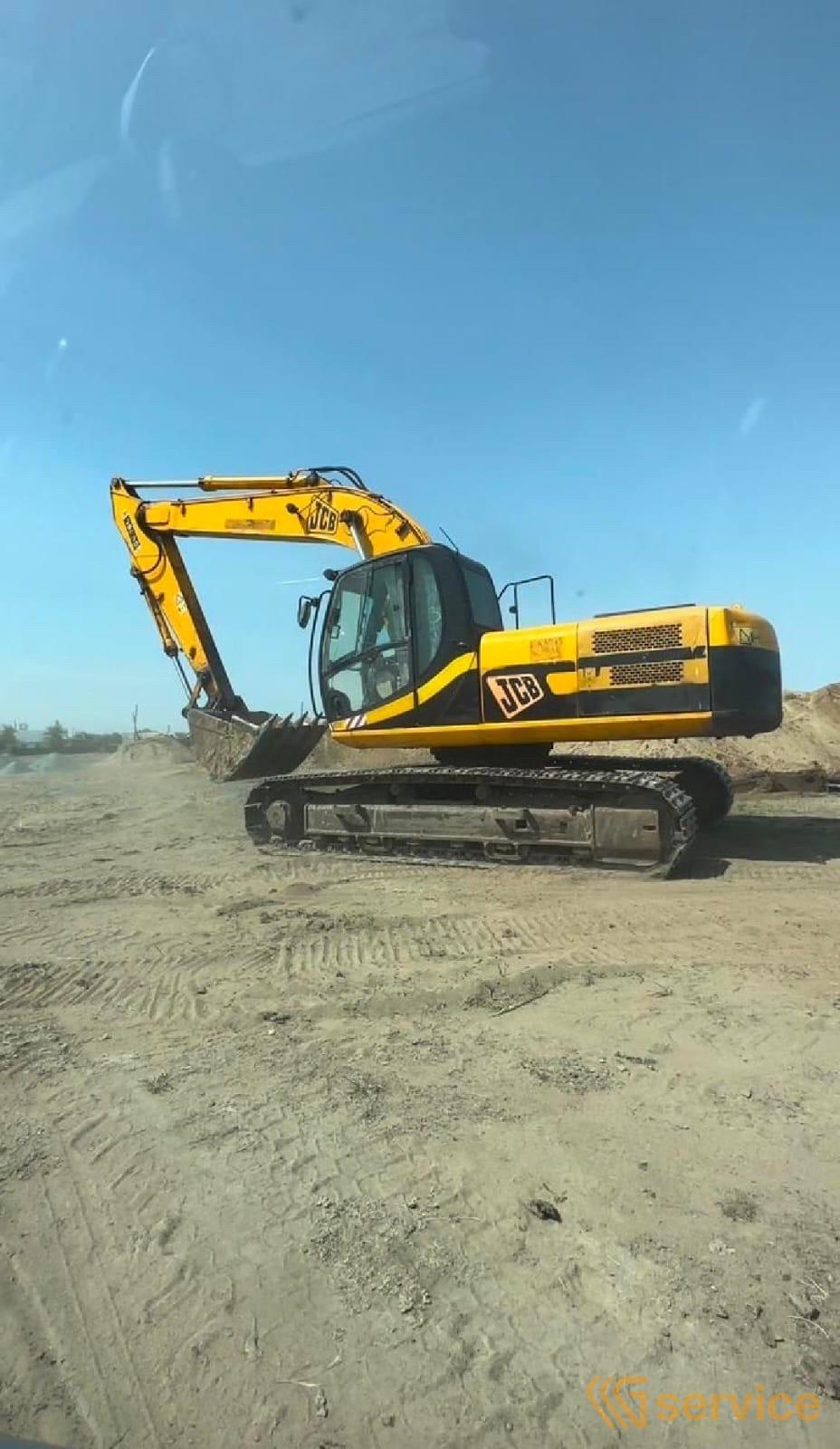 JCB