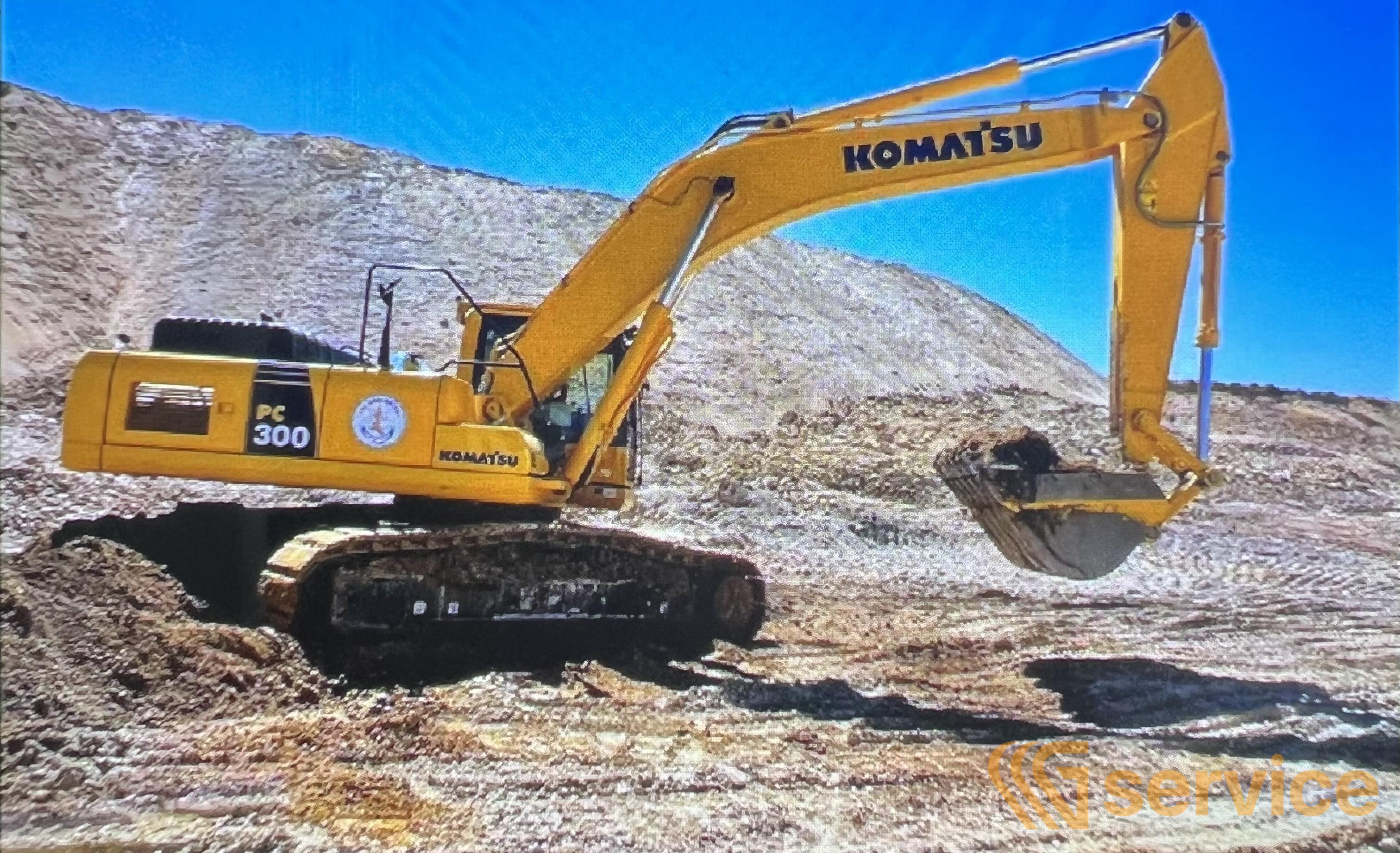 KOMATSU
