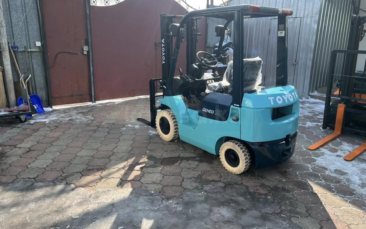 TOYOTA 7FG18
