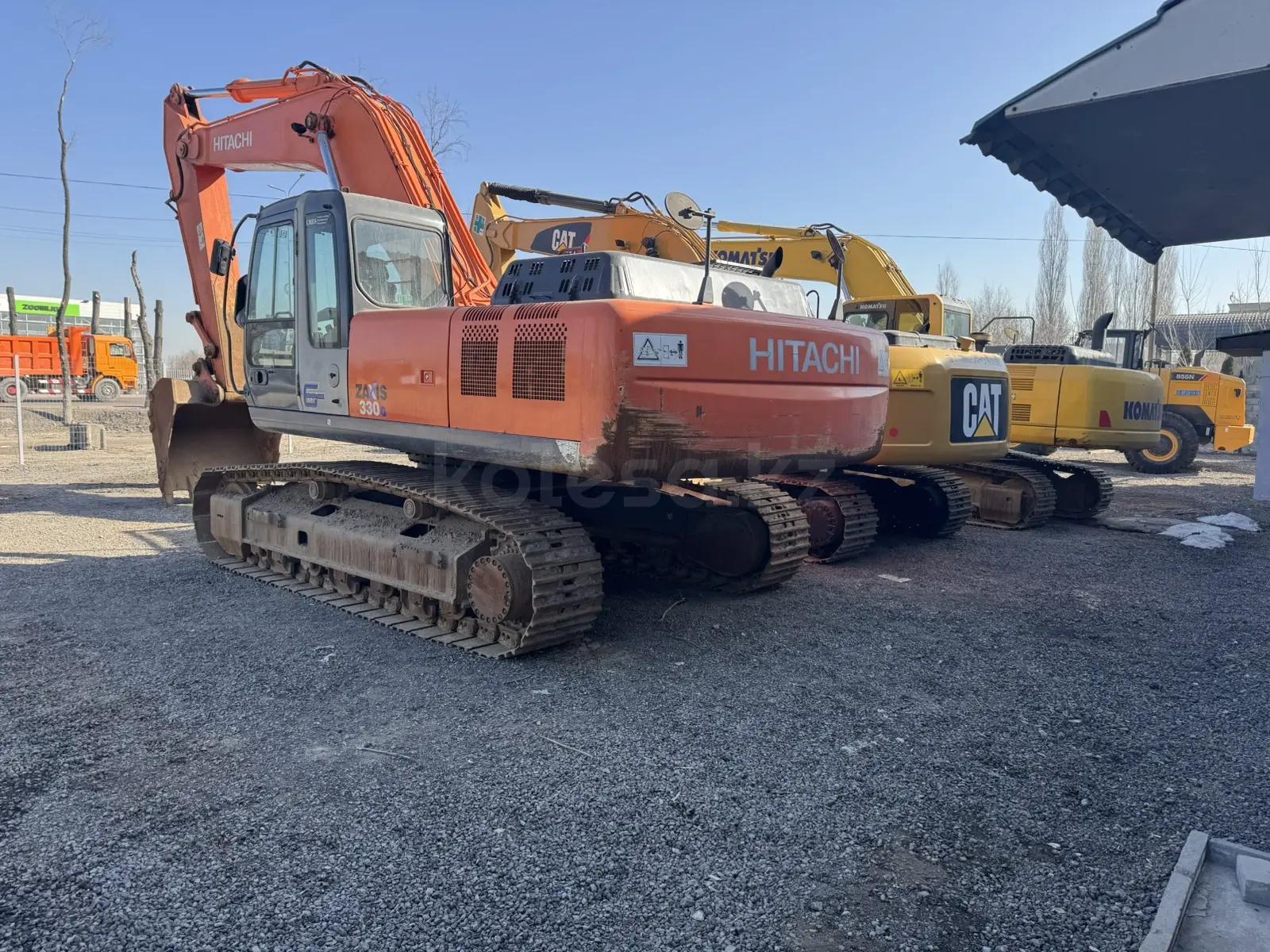 Hitachi ZX330