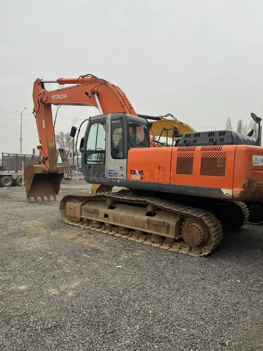 Hitachi ZX330