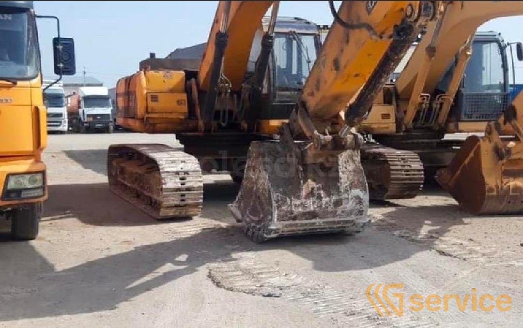 JCB