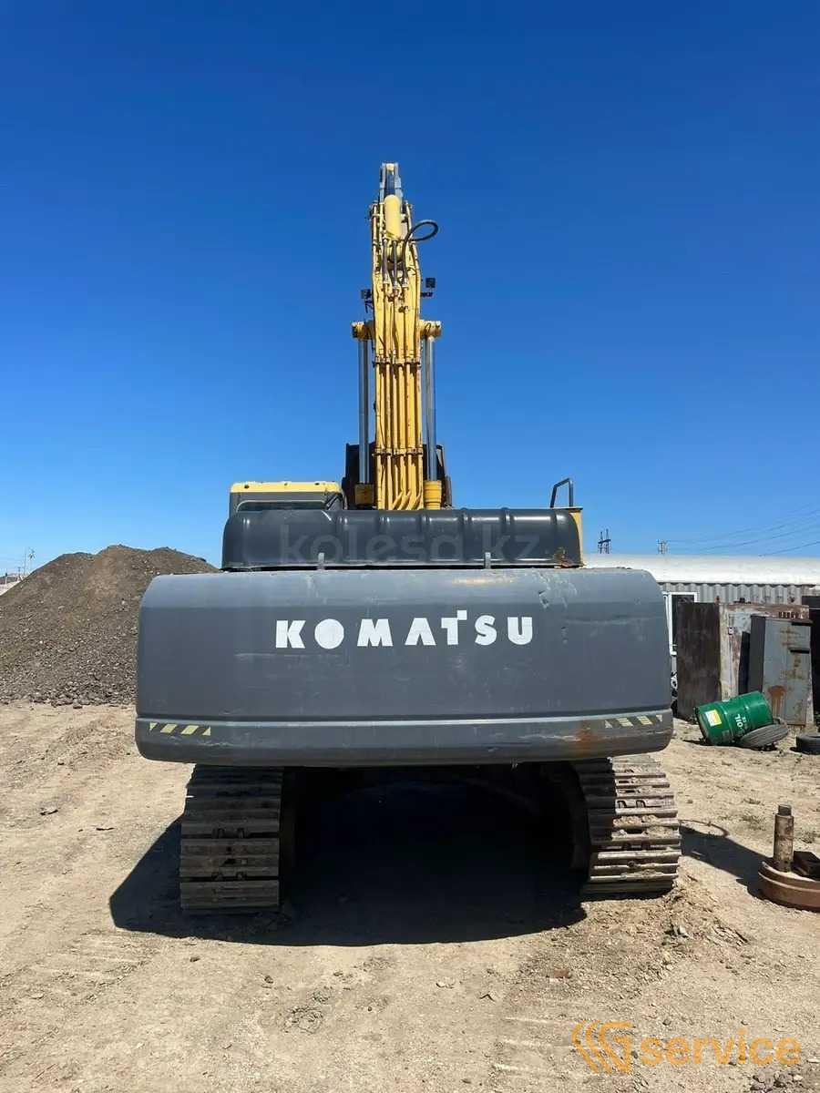 KOMATSU