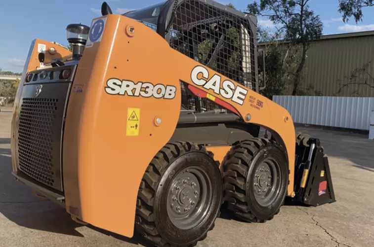 Case SR130B, Мини-погрузчики