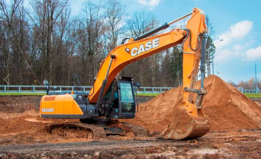 Case CX220C NLC, Гусеничные экскаваторы