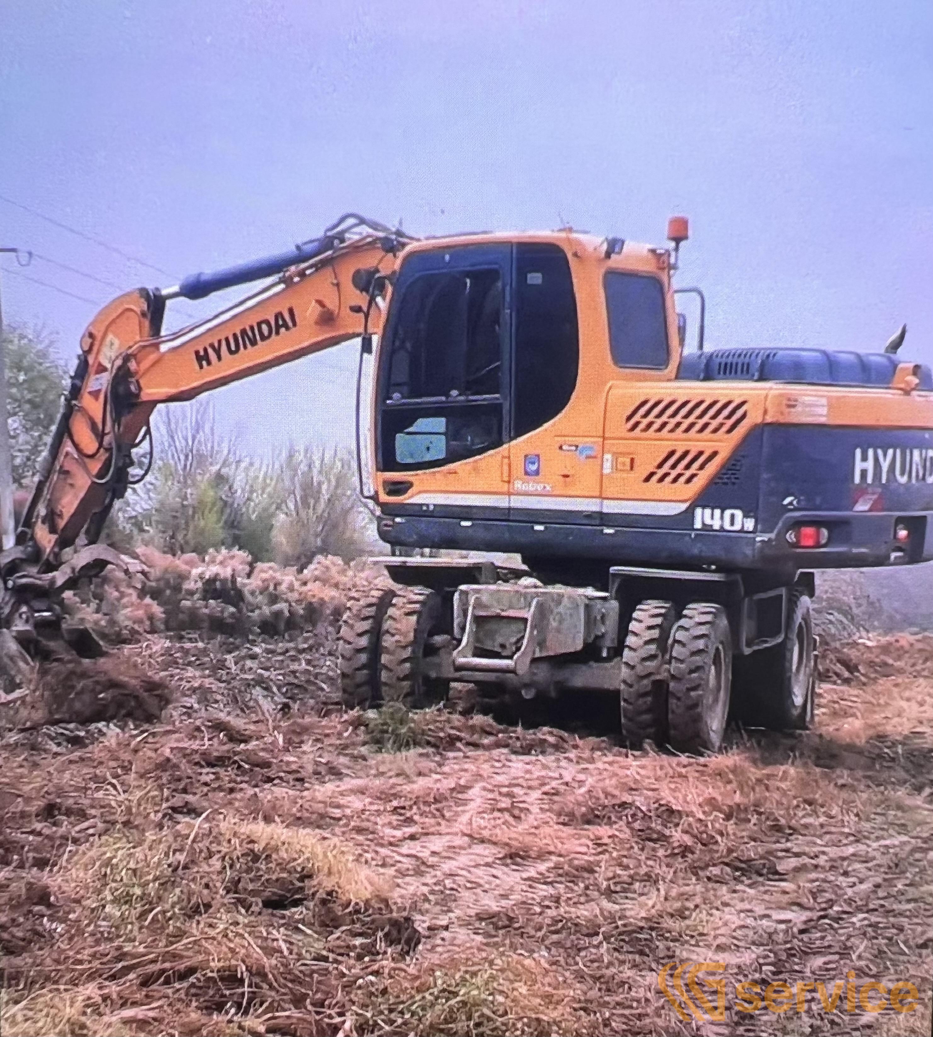 HYUNDAI