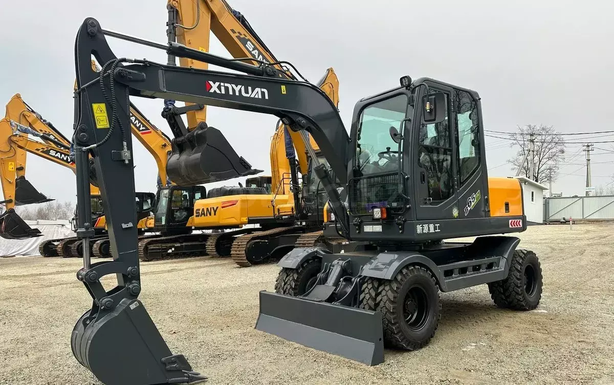Xinyuan XYB65, Колесные экскаваторы