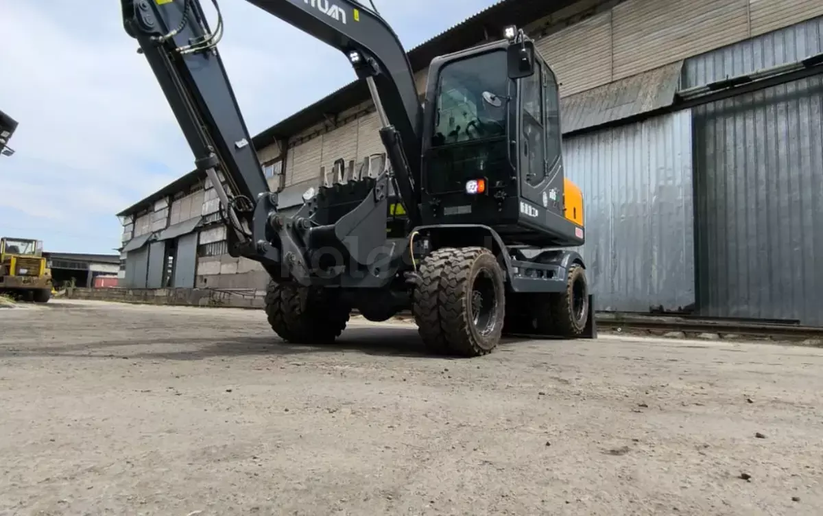 Xinyuan XYB65ECOT, Колесные экскаваторы