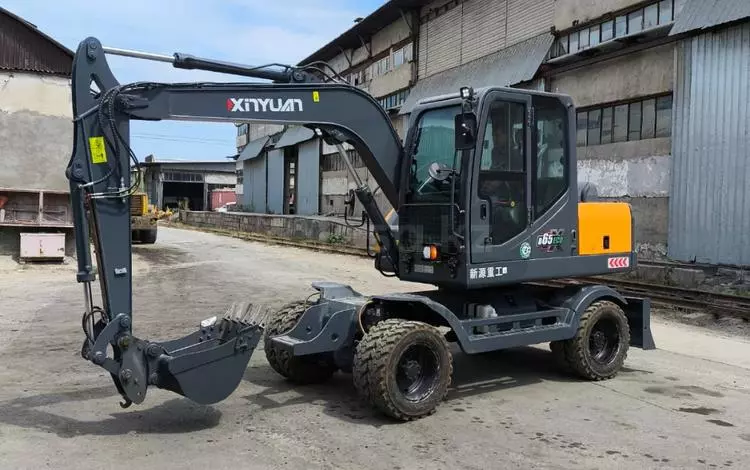 Xinyuan XYB65ECOT, Колесные экскаваторы