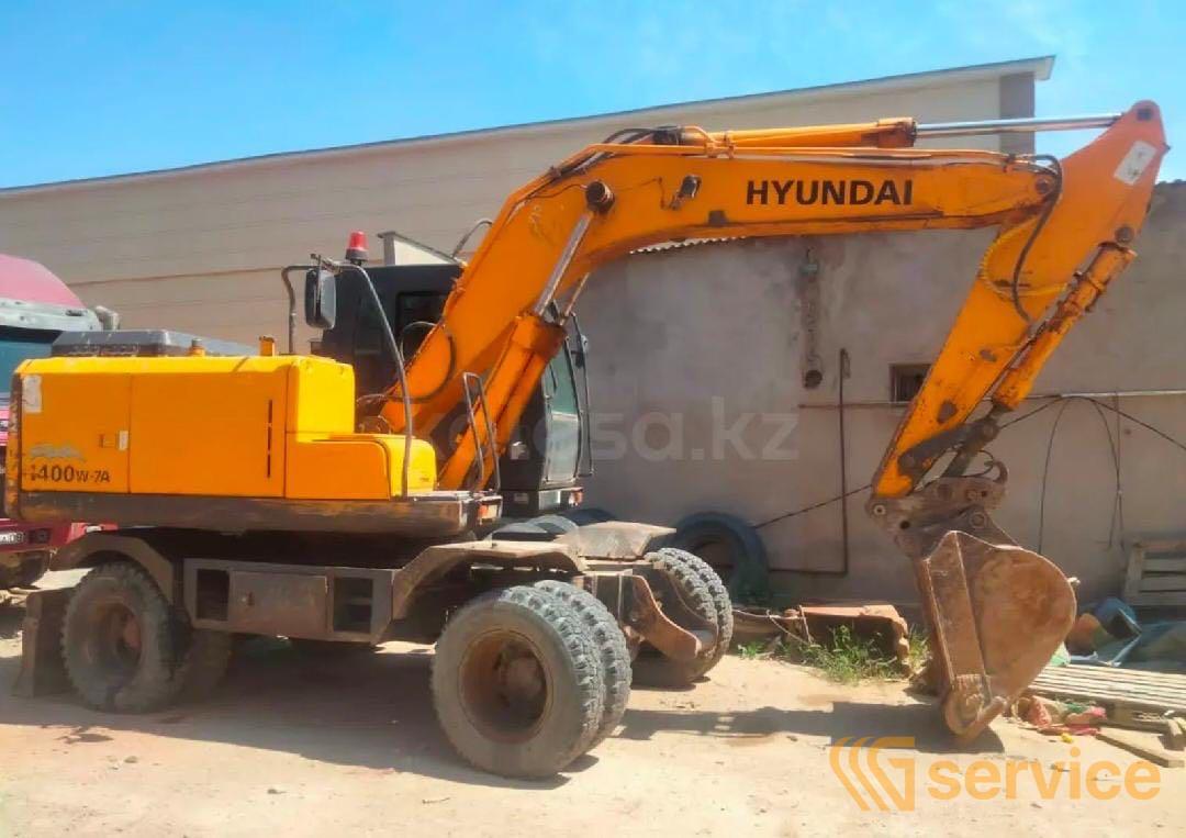 HYUNDAI