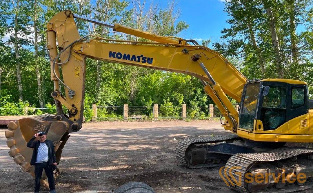 KOMATSU