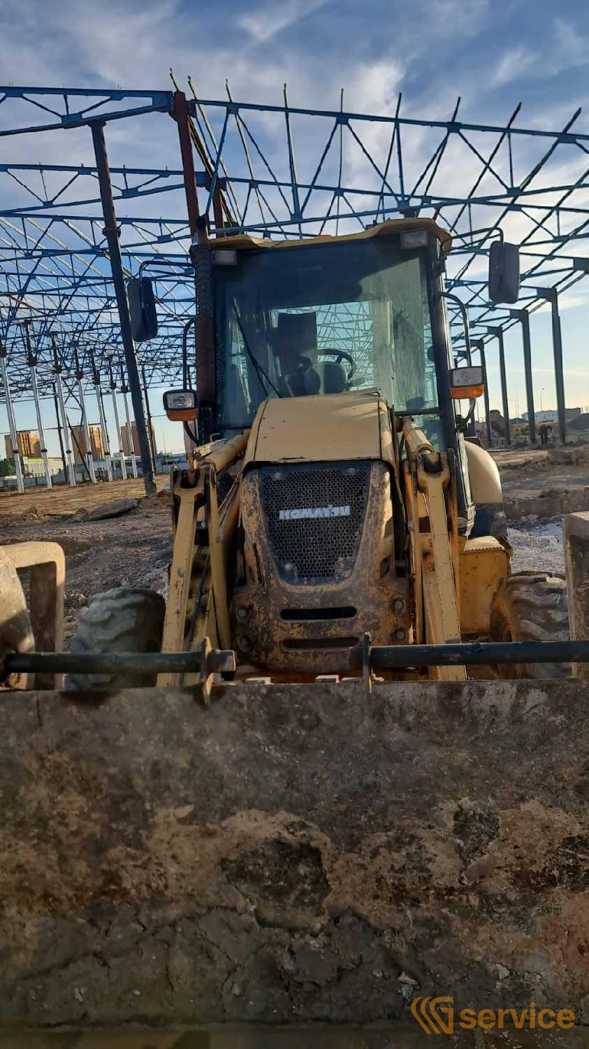 Komatsu WB93R-5