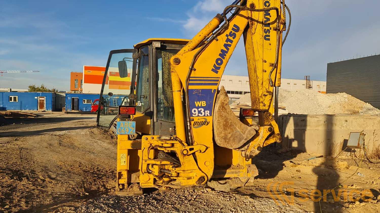 Komatsu WB93R-5