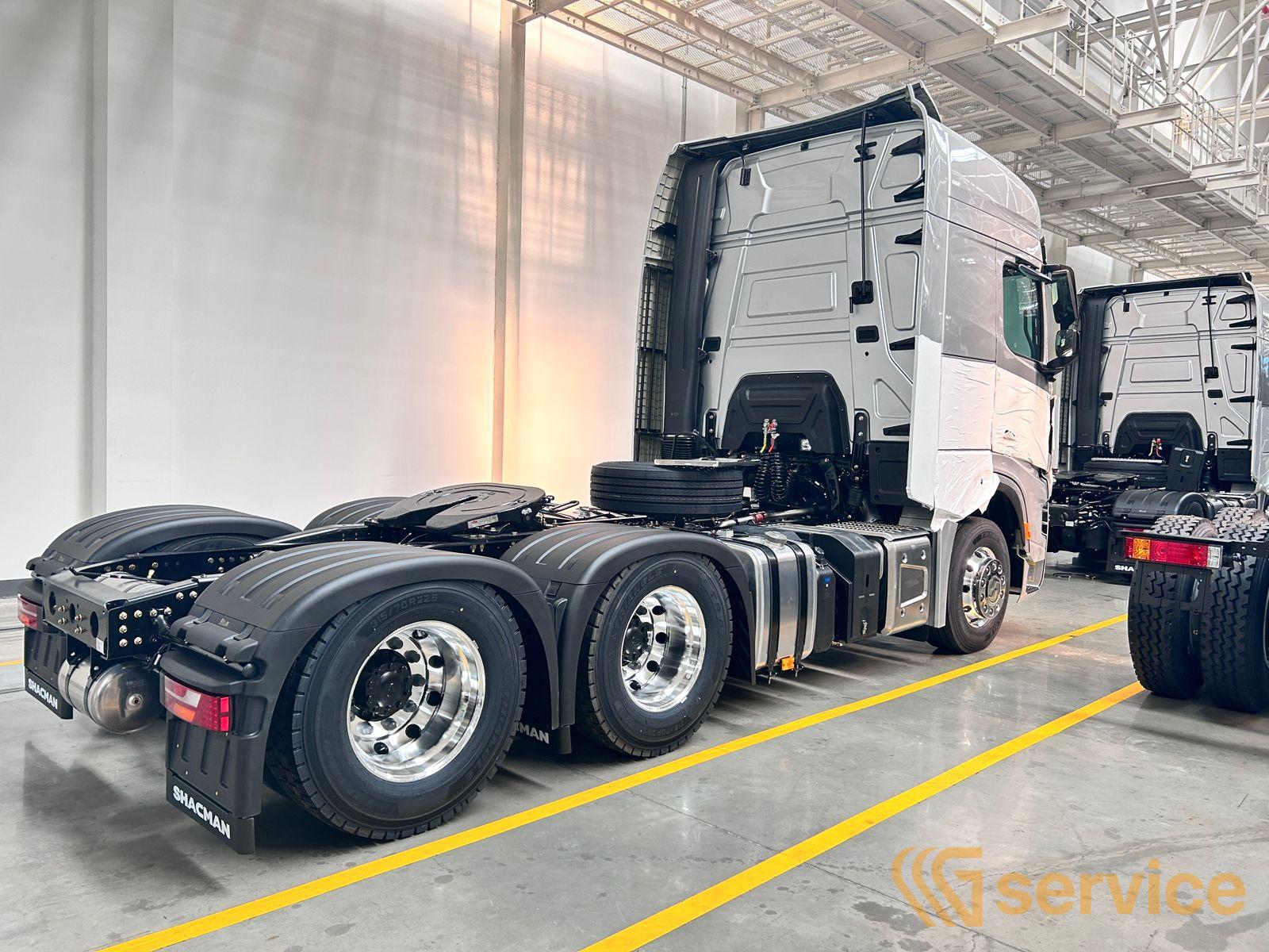 Shacman SX5318GJB6T326