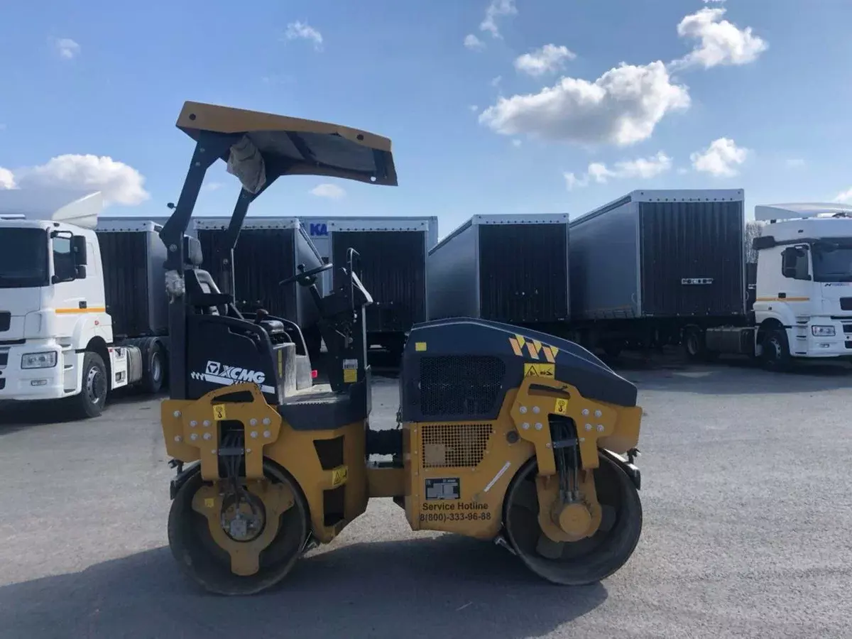 XCMG XMR303S, Дорожные катки