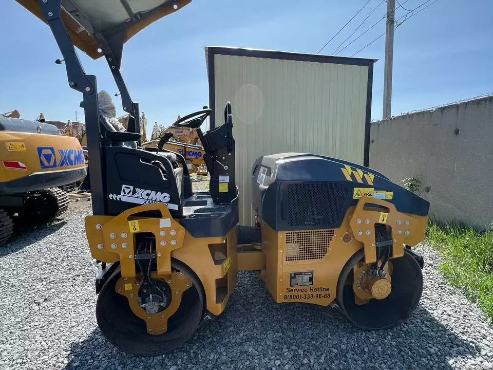 XCMG XMR30E, Дорожные катки