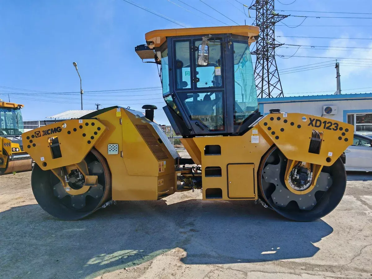 XCMG XD123, Дорожные катки
