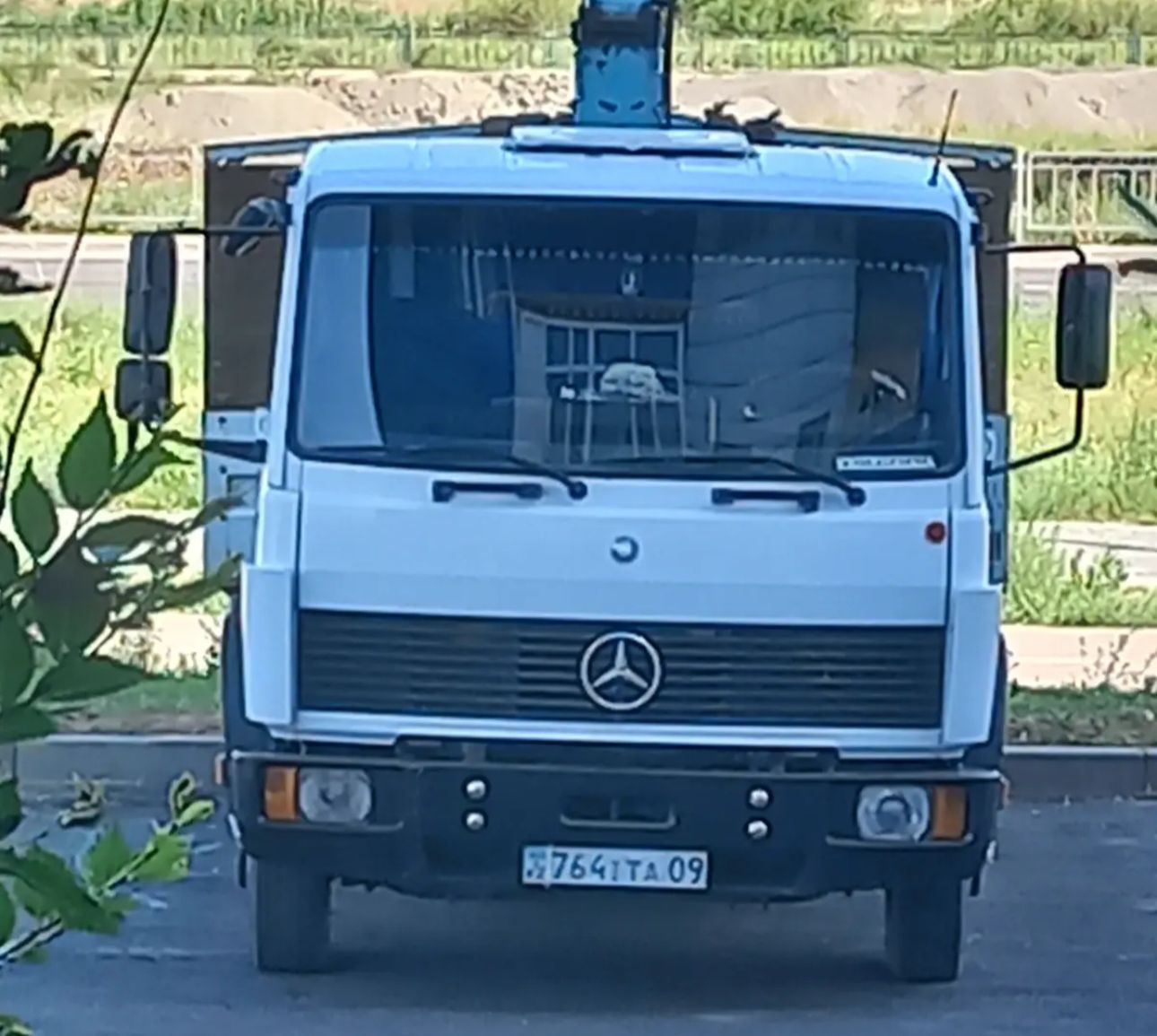 MERCEDES