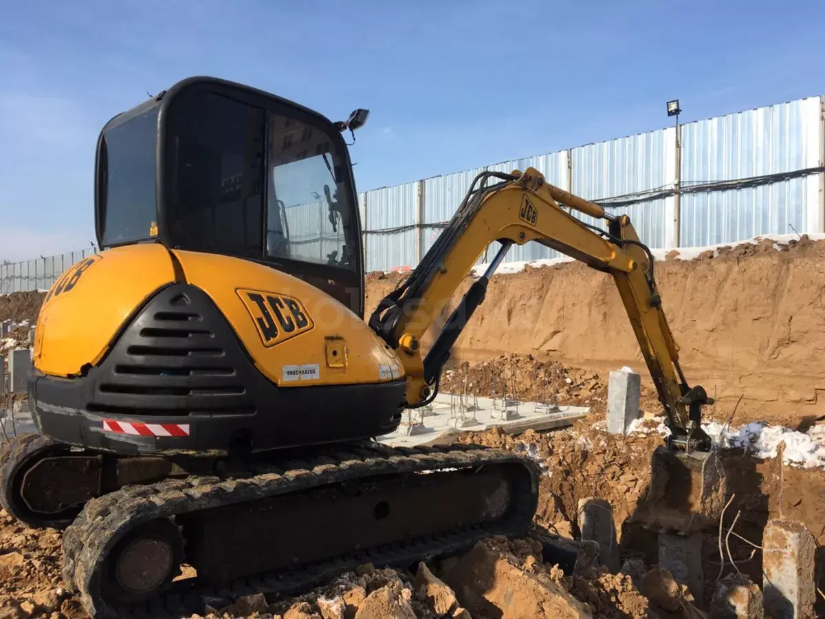 JCB