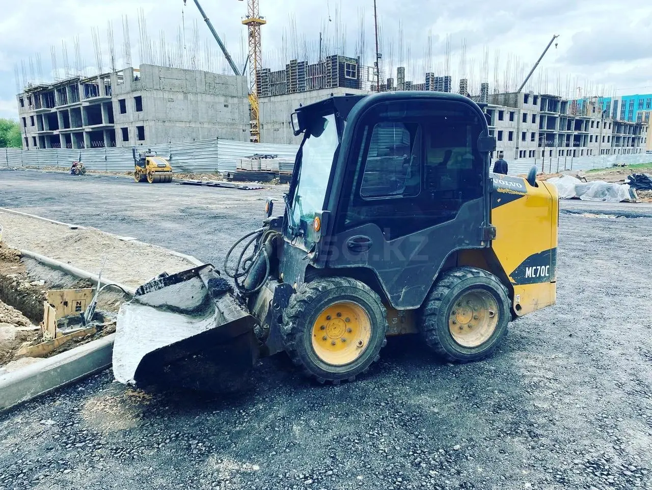 VOLVO