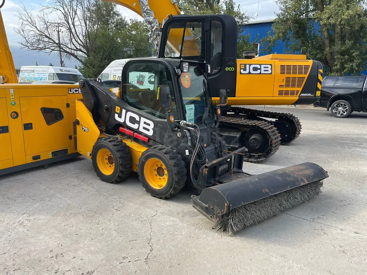 JCB