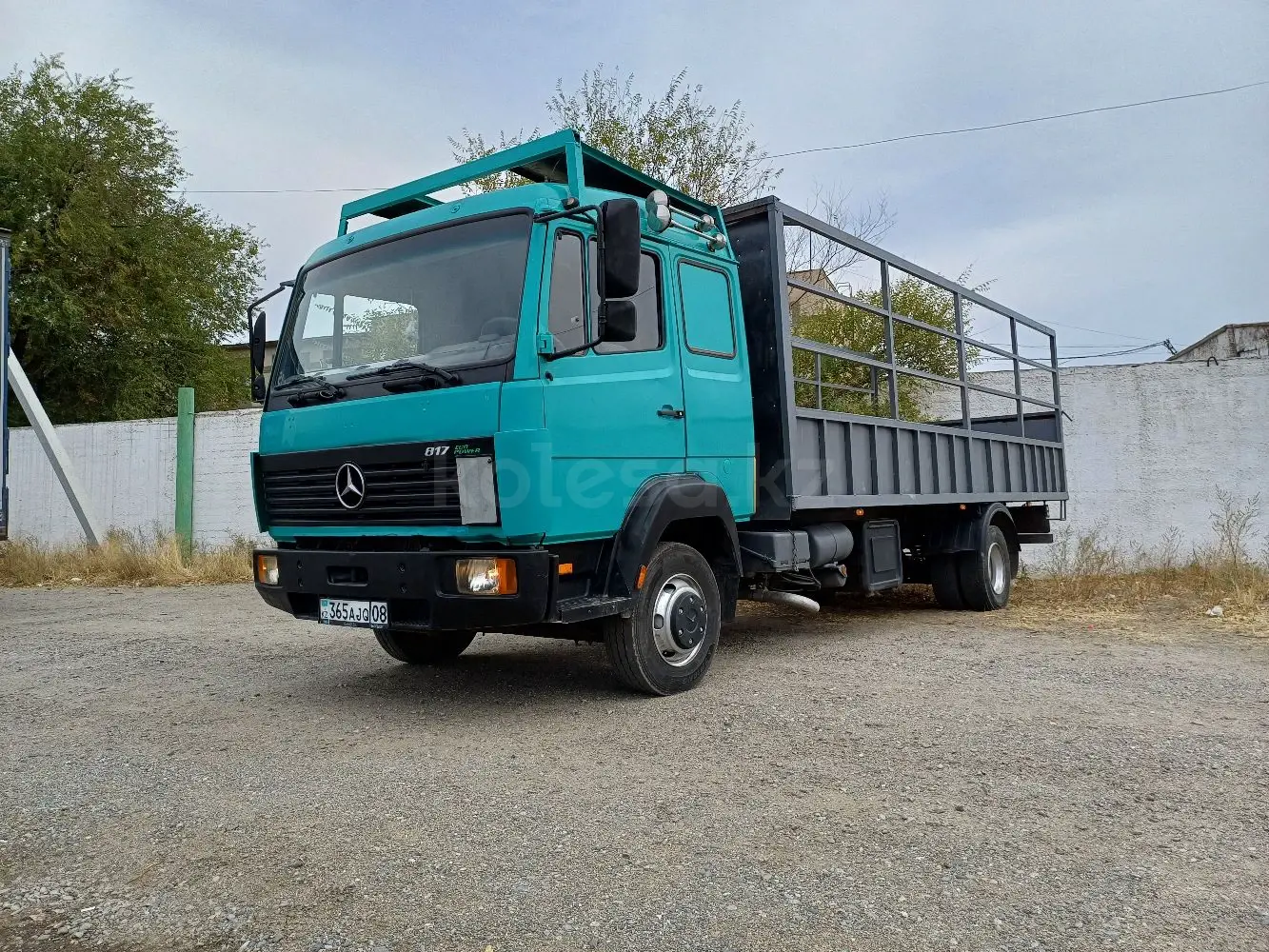MERCEDES