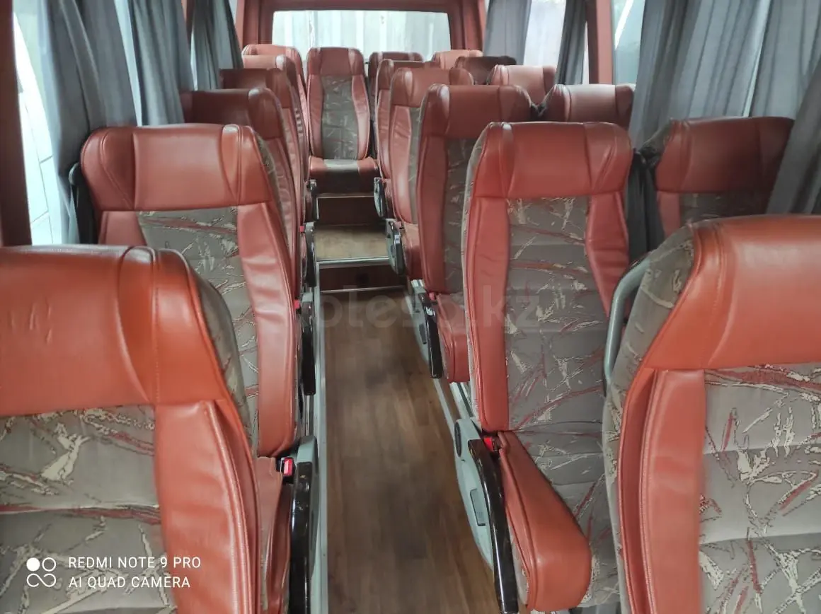 VAN HOOL
