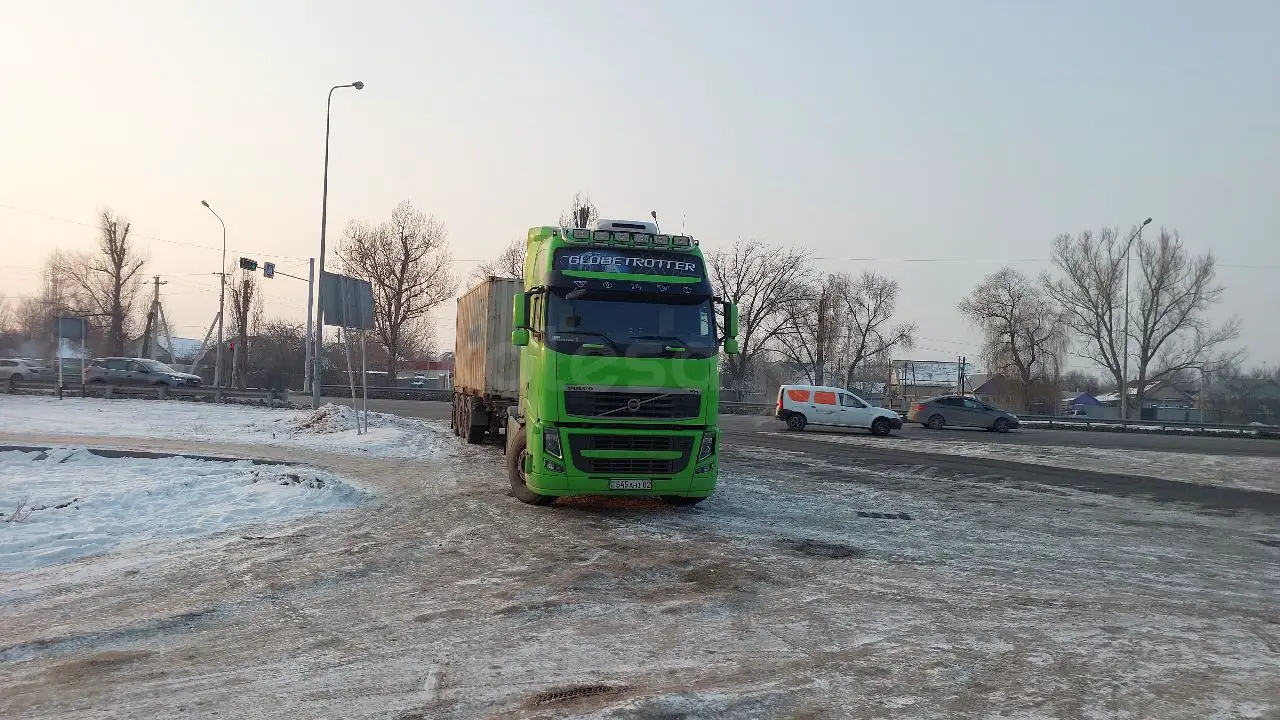 VOLVO