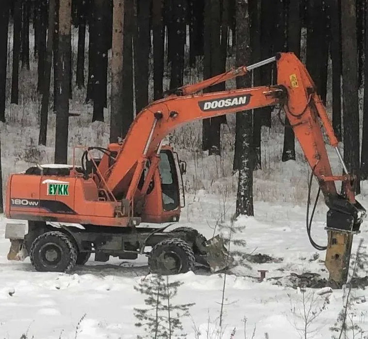 DOOSAN / DEVELON