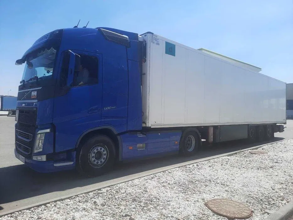 VOLVO