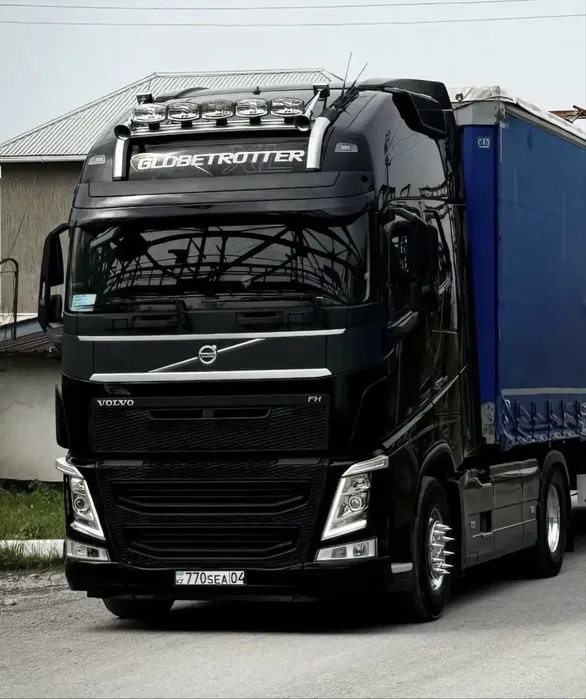 VOLVO