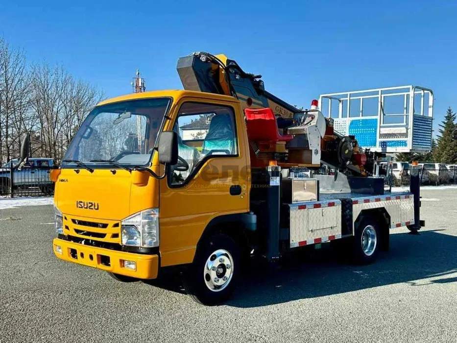 ISUZU