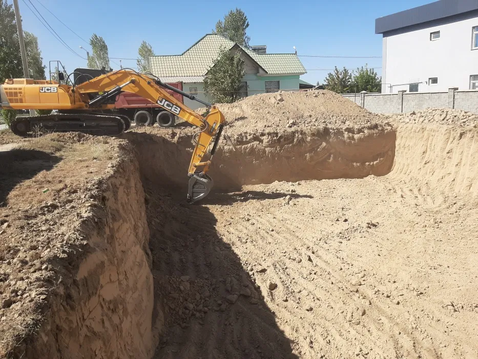 JCB