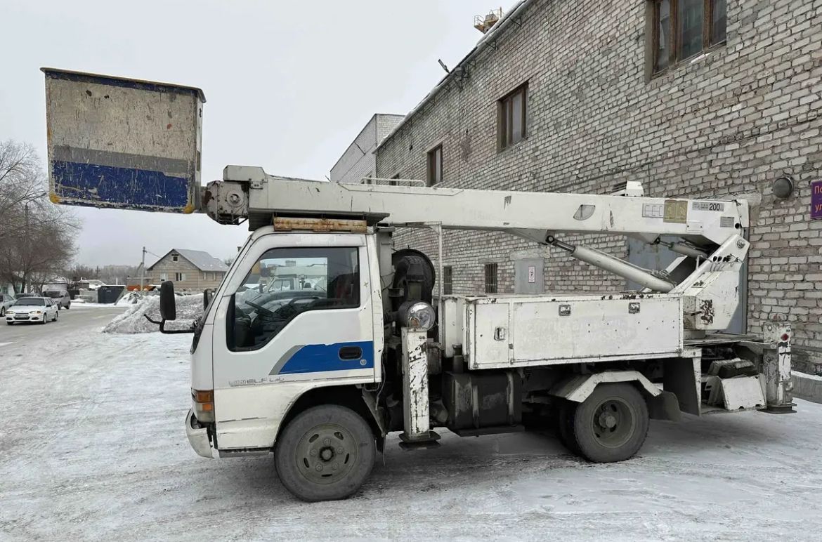 ISUZU