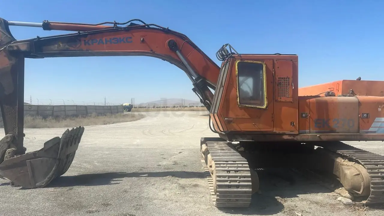 Кранэкс ЕК 270LC