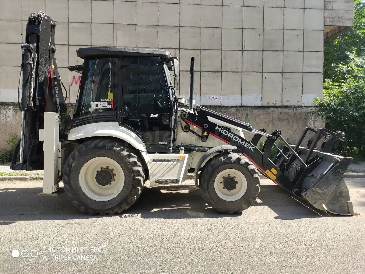 Hidromek HMK 102B