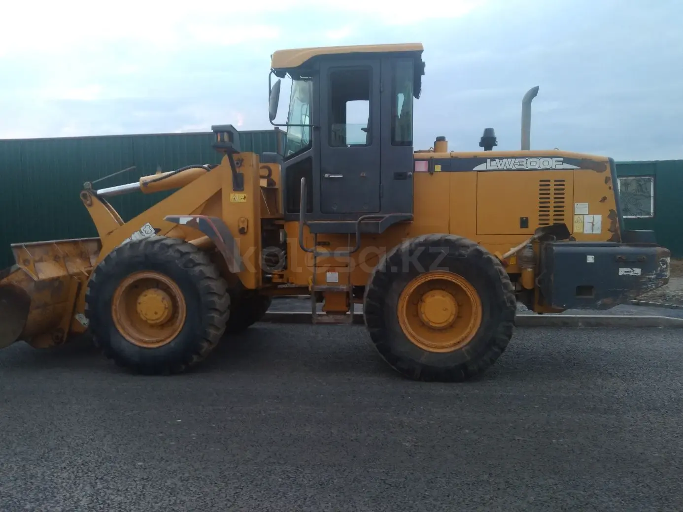 XCMG LW300F