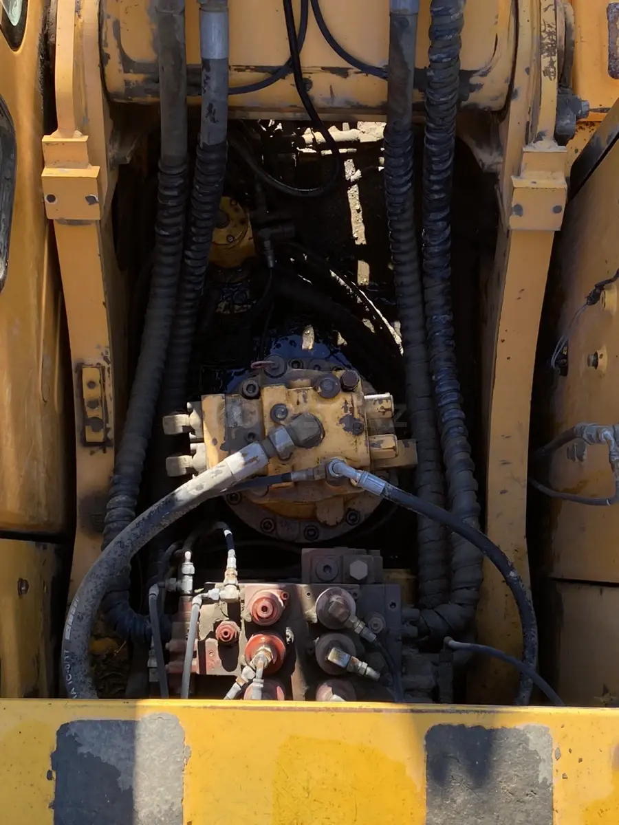 Hyundai R200W-3
