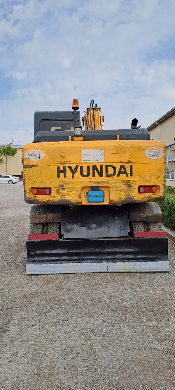 Hyundai R140W-7