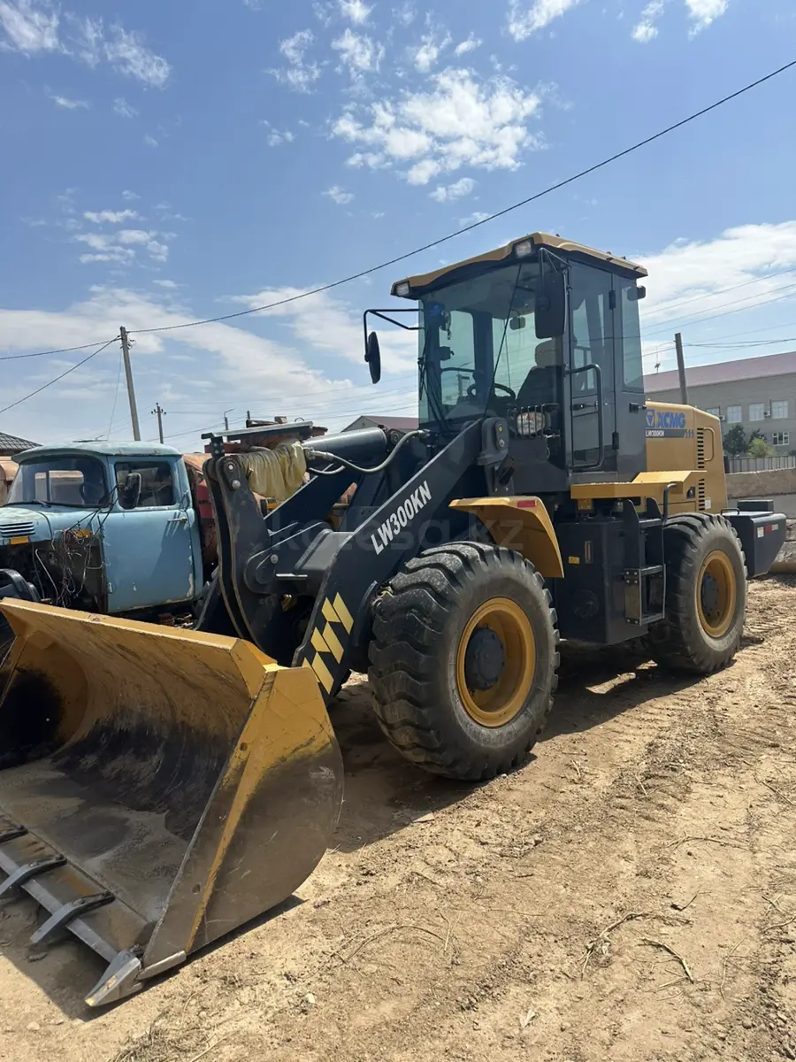 XCMG LW300KN
